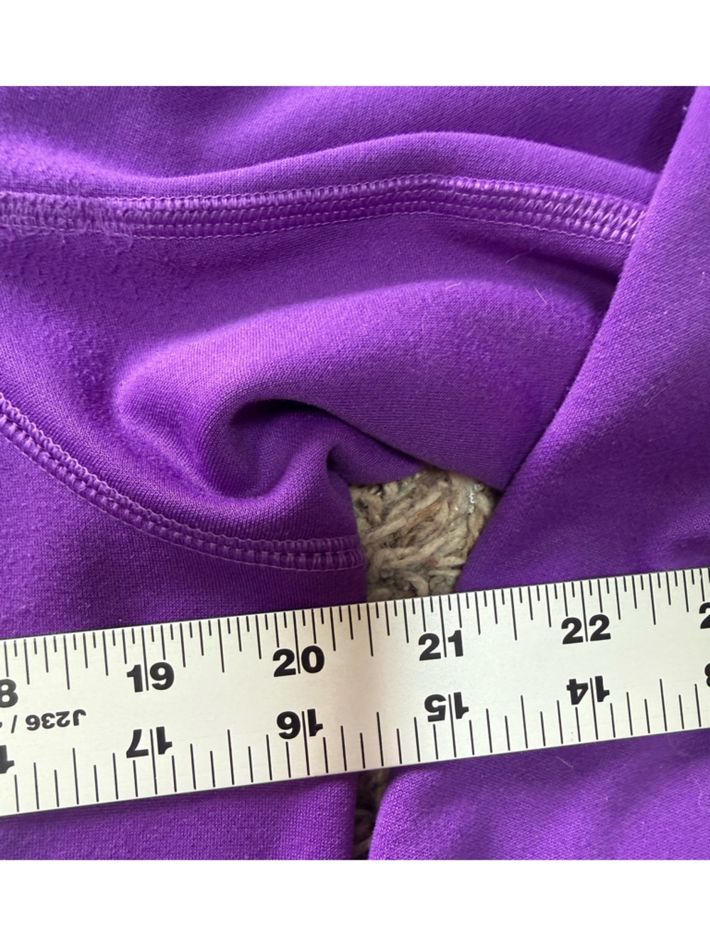 North Face vibrant Purple Fleece Hoodie with Pink-Accents (Large) - Picture 5 of 10